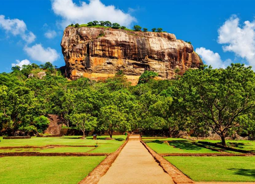 Road from Kandy to Sigiriya rock fortress
